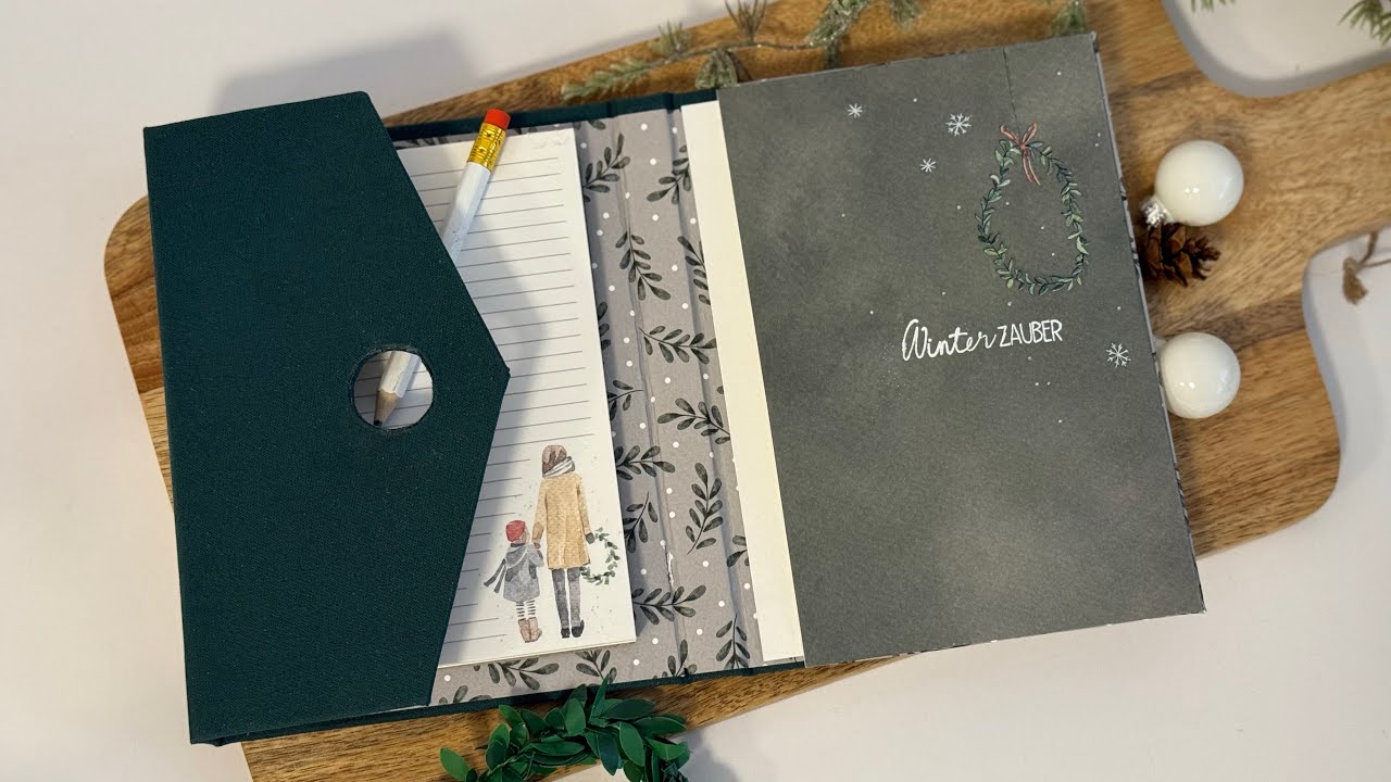 Schreibblock im Buchumschlag mit Stiftehalter• Café Constanze 