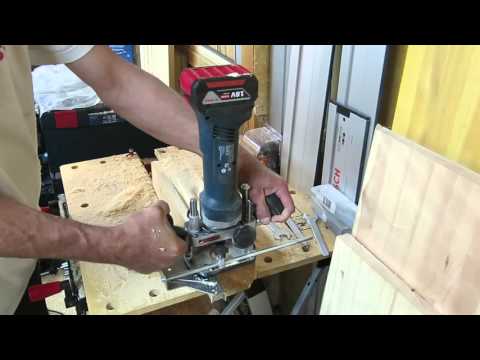 Аккумуляторная прямая шлифмашина GGS 18 V-LI. Работа с фрезами по дереву. Аккумуляторная прямая шлифмашина GGS 18 V-LI. Работа с фрезами по дереву.