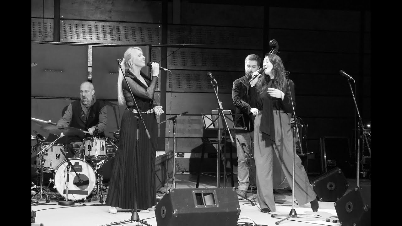 Za dlaňou s Katkou Koščovou na krste albumu YouTube