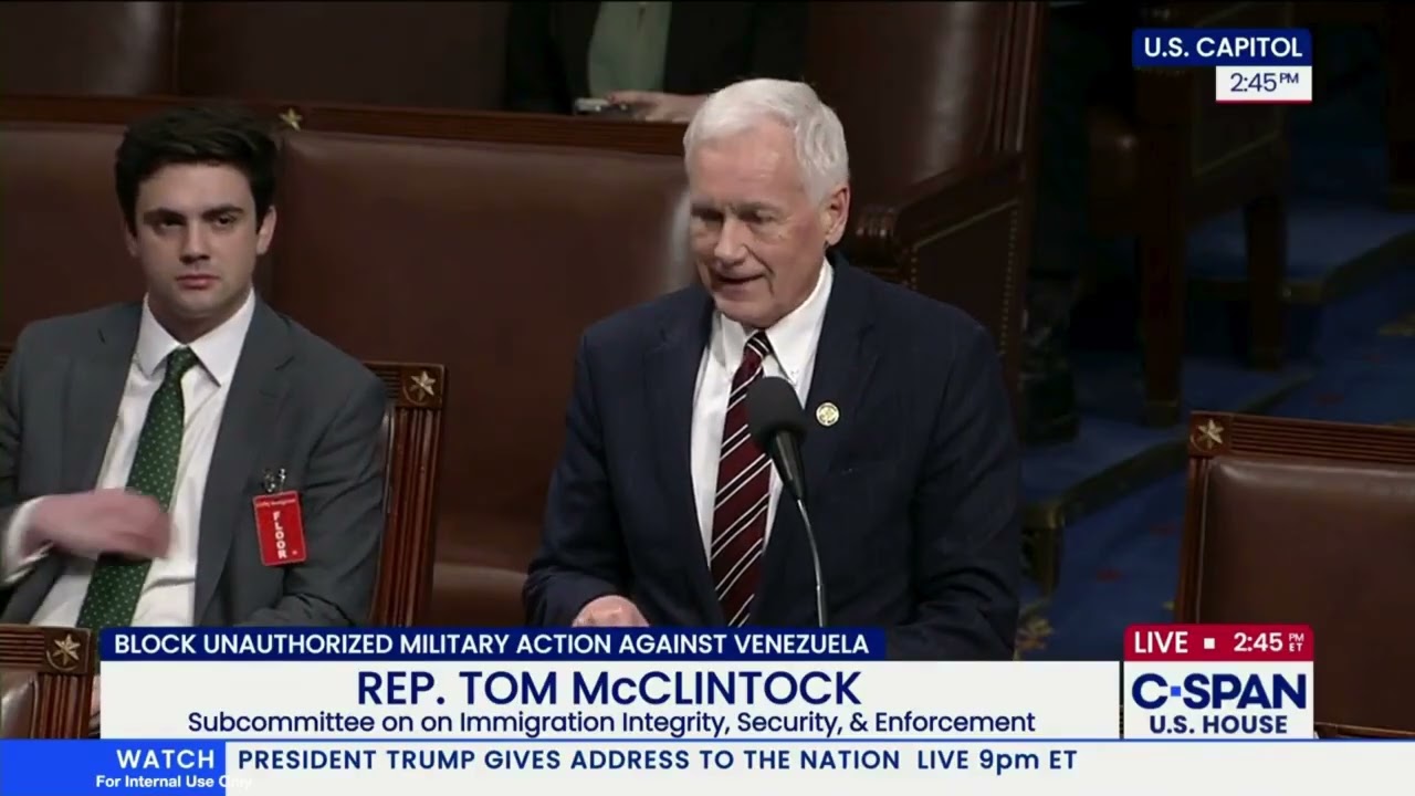 Право объявлять войну принадлежит Конгрессу.