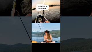 How To Handle Fish Like a Pro #fishingfail #fishing #angler #fisherman