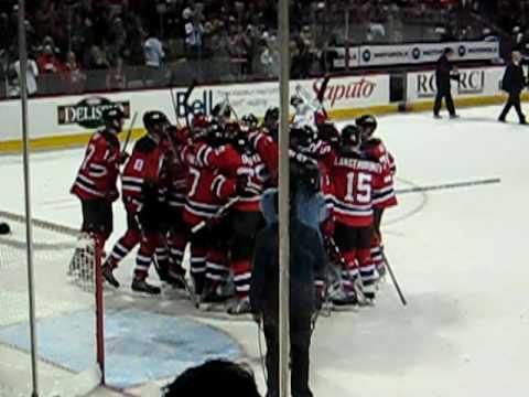 Martin Brodeur equals Patrick Roy record of 551 wi...