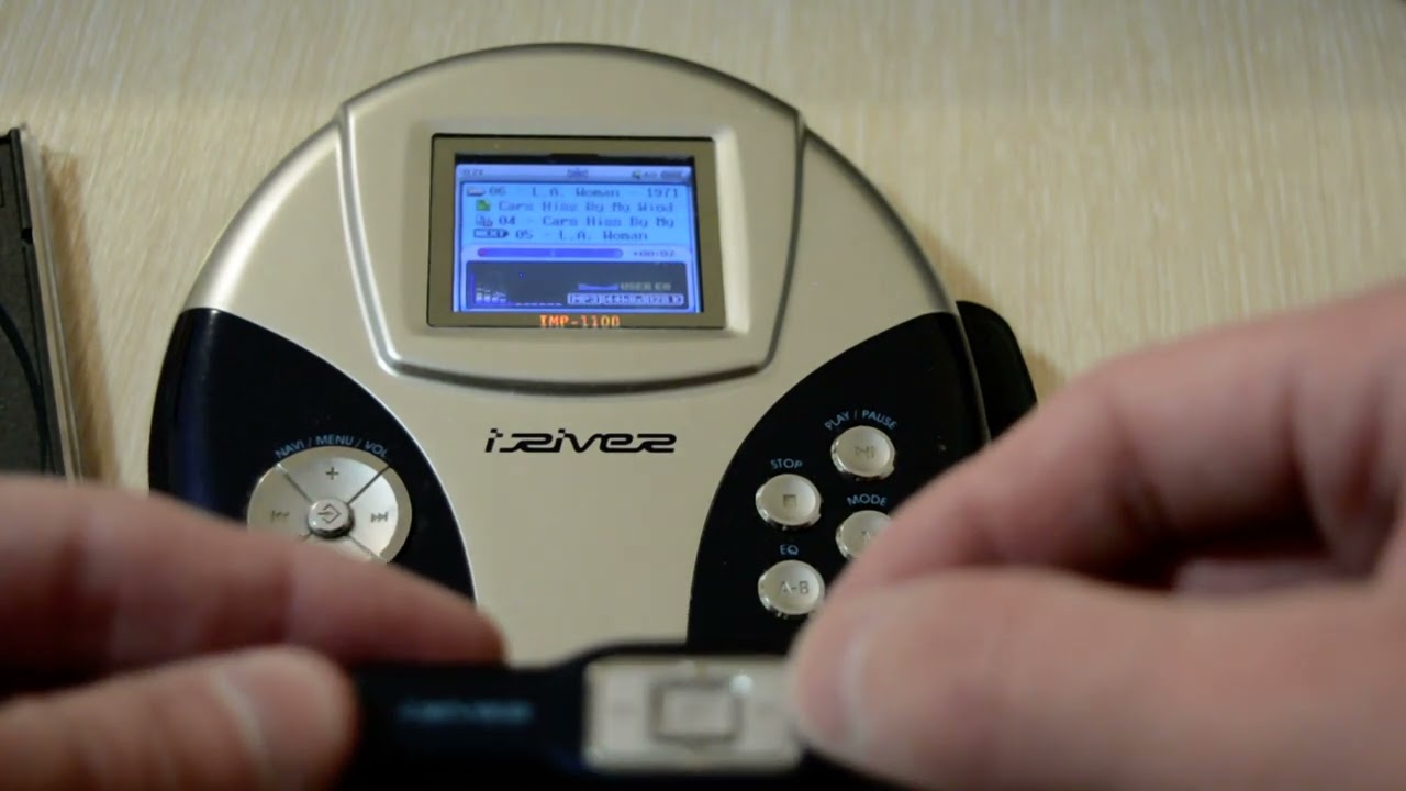 Включение CD/MP3 аудиоплеера IRiver IMP-1100 с цветным дисплеем и