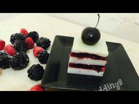 panna cotta with mixed berry sauce