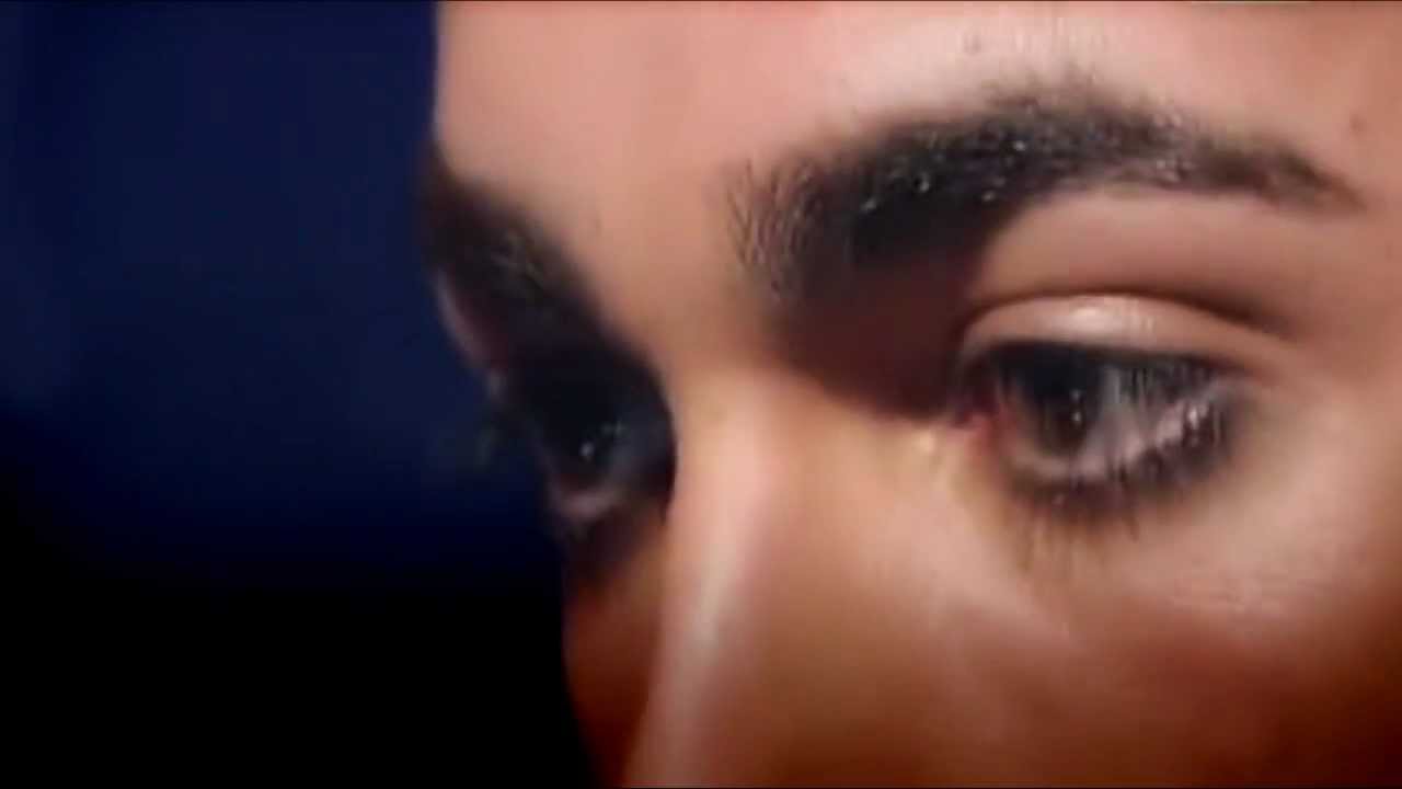 Mengoni got the moves like Jagger