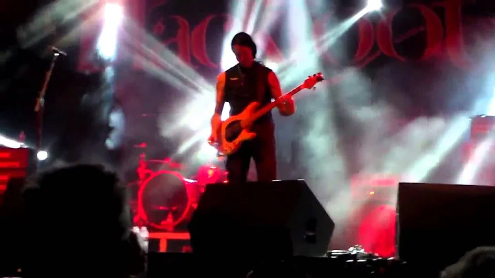 Blackfoot   Brian Carpenter Bass Solo  'Southern N...