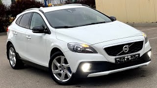 Volvo V40 2013 год! ВЕЧНЫЙ ДИЗЕЛЬНЫЙ ДВИГАТЕЛЬ! БОГАТАЯ КОМПЛЕКТАЦИЯ! КРАСИВЫЙ САЛОН!