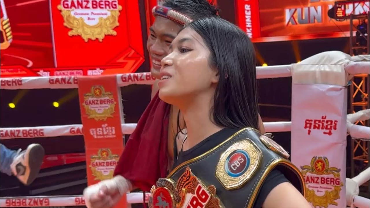 ពេជ្រ សឹង្ហៈ វាយបានខ្សែក្រវាត់ភ្លាម មានអ្នកចង់ដណ្តើមបាត់ 😍 KHMER Boxing Today