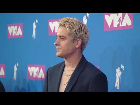 g-eazy-haircut-2018-vma-awards-red-carpet---thesalonguy