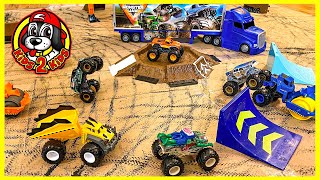 Monster Jam Truck TOYS 🛍 PAPER BAG DIY ARENA (with 1:64 Scale Series 20 + Freestyle Show Highlights)