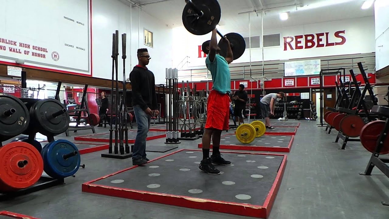 Cortez Clemon demonstrating Apopka Presses