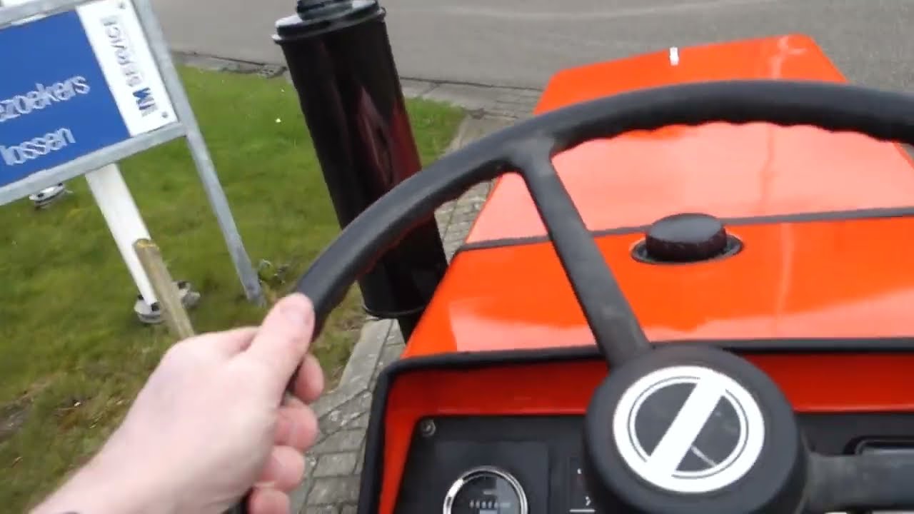 Hinomoto E1804 4wd / Miditrekker