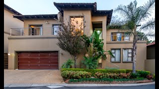 FOR SALE 4 Bedroom Townhouse For Sale in Bedfordview - R3 450 000 00