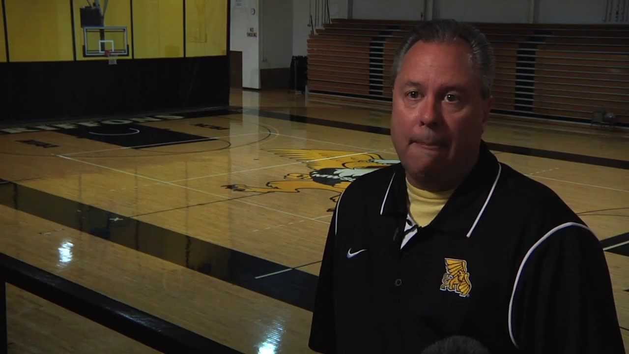Missouri Western women's basketball coach Rob Edmisson YouTube