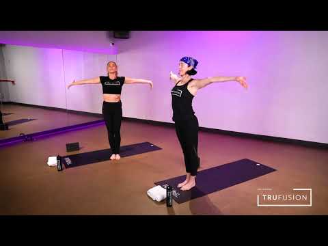 Tru Fit Flow w/ Kelsey Clark (1-Hour TruFusion Yoga Class)