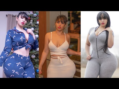 Stephanie Rodriguez Biography | Wiki | Curvy Plus Size Model | Age | Height | Weight| Lifestyle 2022