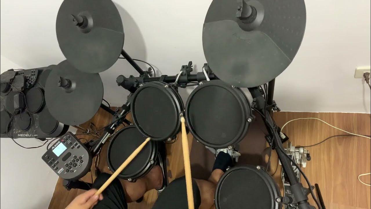 Highway to Hell by AC DC (Drum Cover) Highway to Hell by AC DC (Drum Cover)