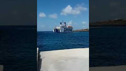 Quanto costa traghetto per Lampedusa?