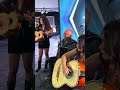 Muchachas tocando violin y vihuela Son de amores