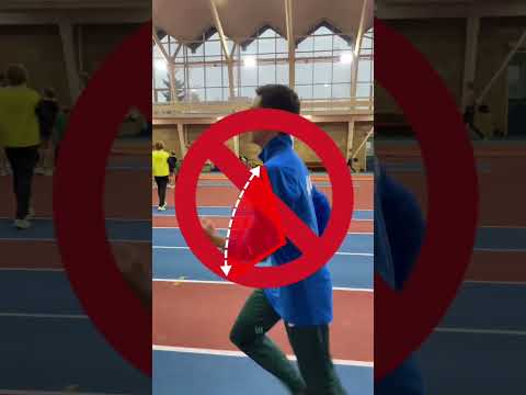 Угол сгибания рук при беге? Оптимальным углом будет 80-90 градусов #running #бег #run #sport #спорт