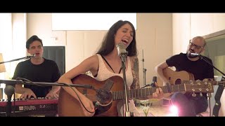 ME VA A DOLER - Bely Basarte | The acoustic sessions