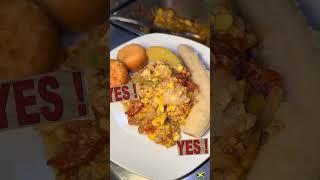 jamaica is the spot everyone here, good food plus amazing entertainment 👌 in our cities jamrock