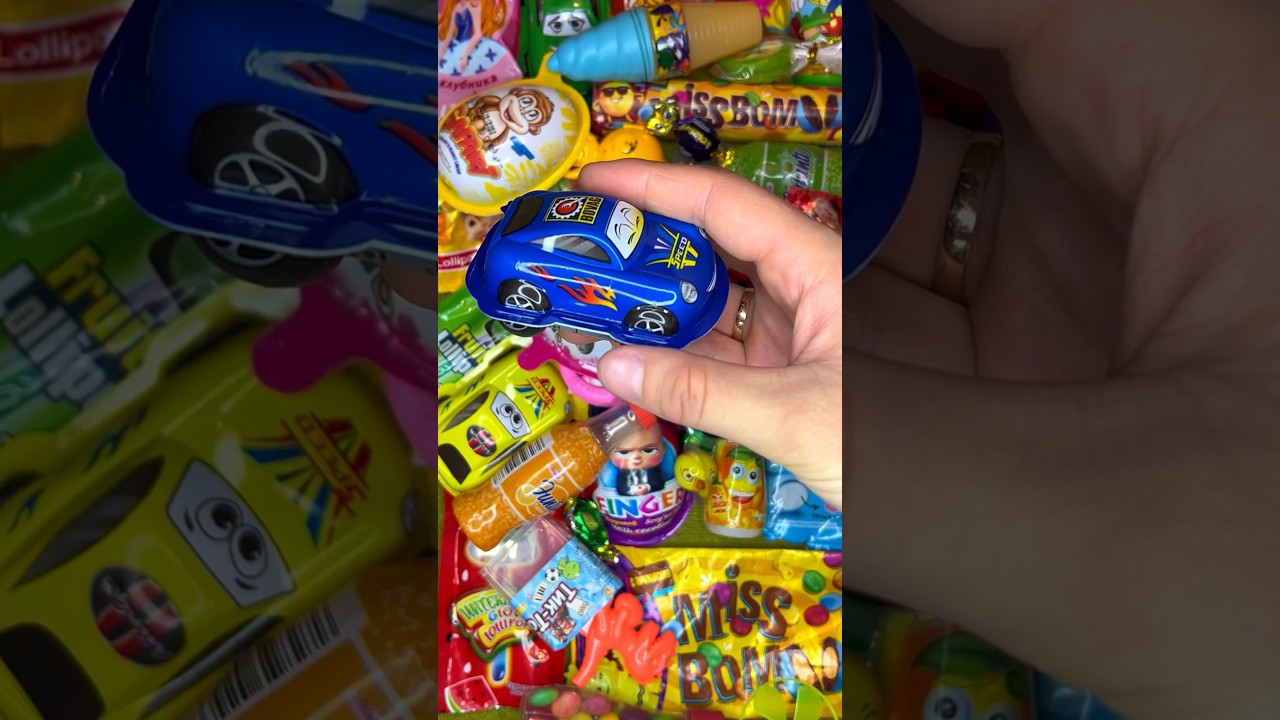 ⁣Surprise car chocolate #candy #toys #chocolate #sweet #fypyoutube #shortvideo