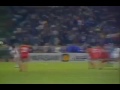 لقطة فنية من بلومي أمام المغرب في كان 1986