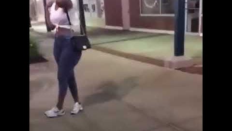 A FAN APPROACHED 50CENT WRONGLY