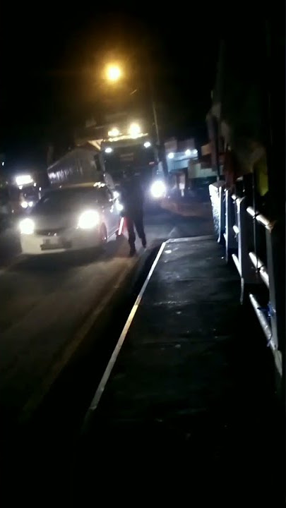 supir truk gandeng banting setir di belokan Ciwidey | yes papa