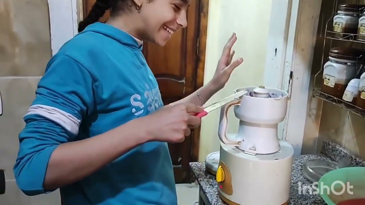 اسراء لما تهرب من المذاكره مع ماما