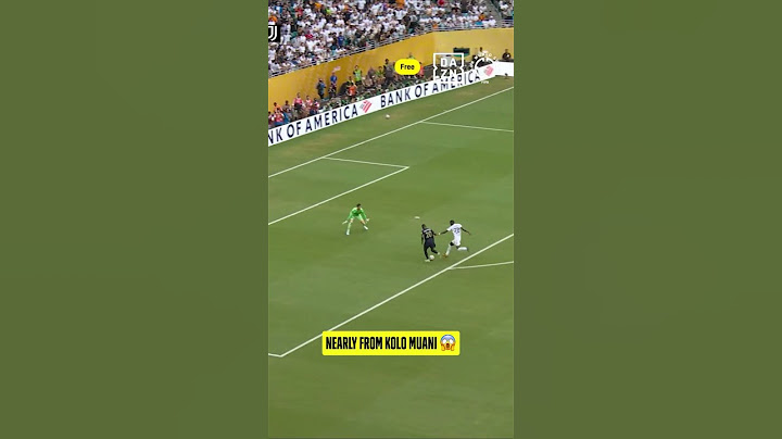 JUST over the bar from Kolo Muani for Juve's first chance of the match! 🫣