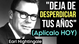 Es tuyo desde que escribes y empiezas a pensar en ello - Earl Nightingale - 1956