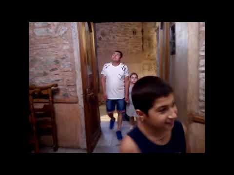 აკო და ელენე სალონიკში, წმინდა დიმიტრის ეკლესიაში.