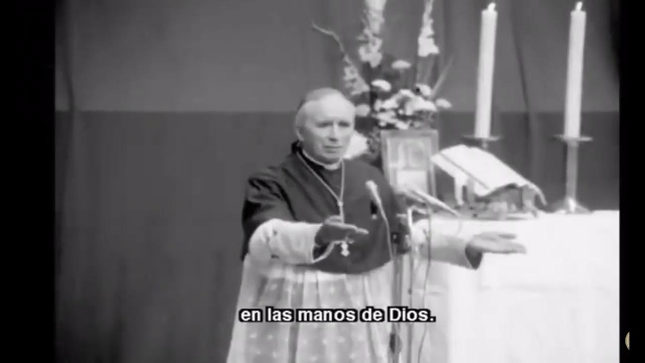 El obispo francés Marcel Lefebvre, el cual fue por el P