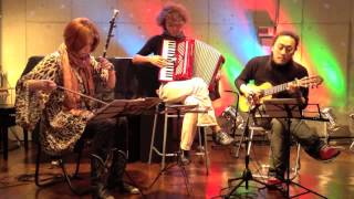 Video thumbnail of "Yeaterday/The Beatles (cover)  /二胡Erhu&Accordion&MiniGuitar"