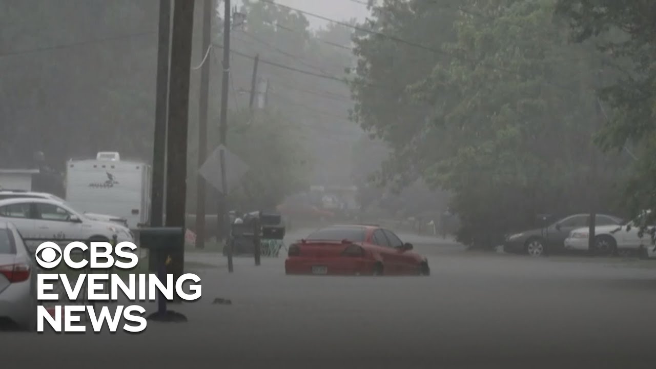Flash floods swamp South as heat threat persists - YouTube