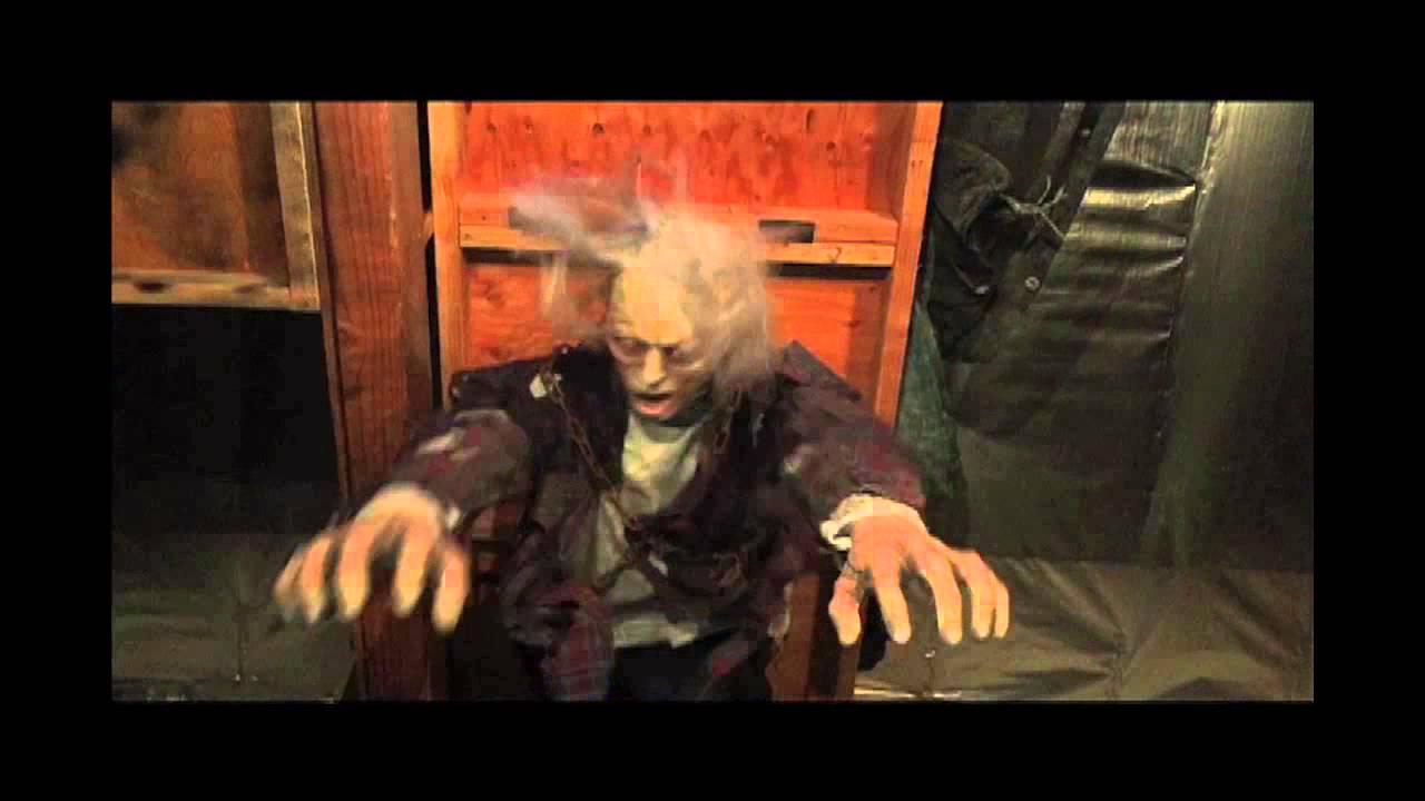 PoisonProps.com | CC936 Chained to the Ceiling | HALLOWEEN