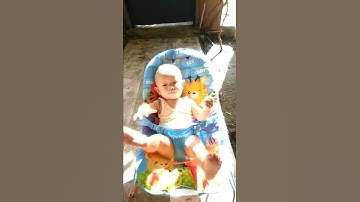 Bayi berjemur, Azalea 😍😍