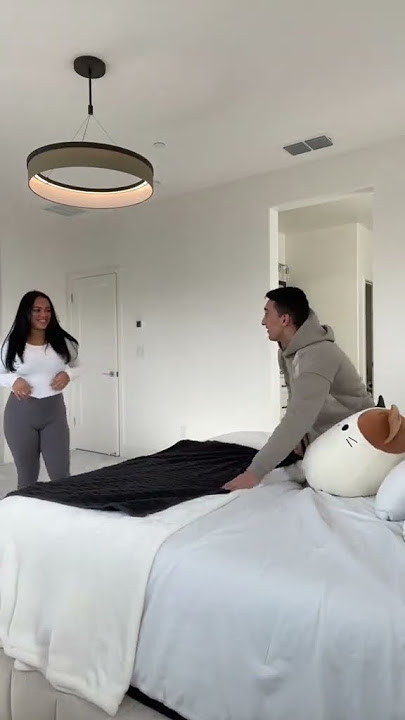 Putting A towl on the bed so he gets ready😜