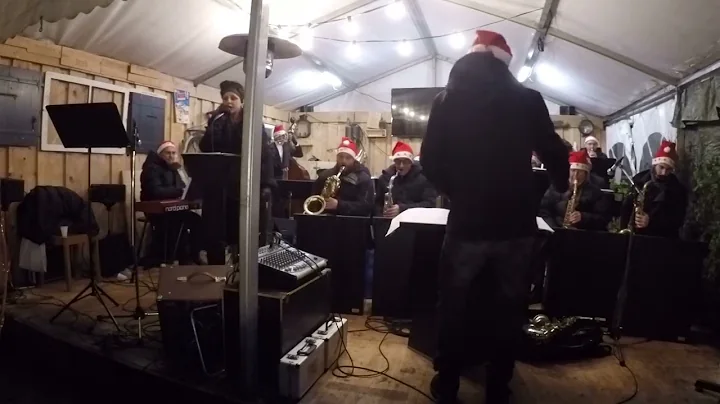 BBDR Big Band - Christmas Songs : Santa Claus Is C...