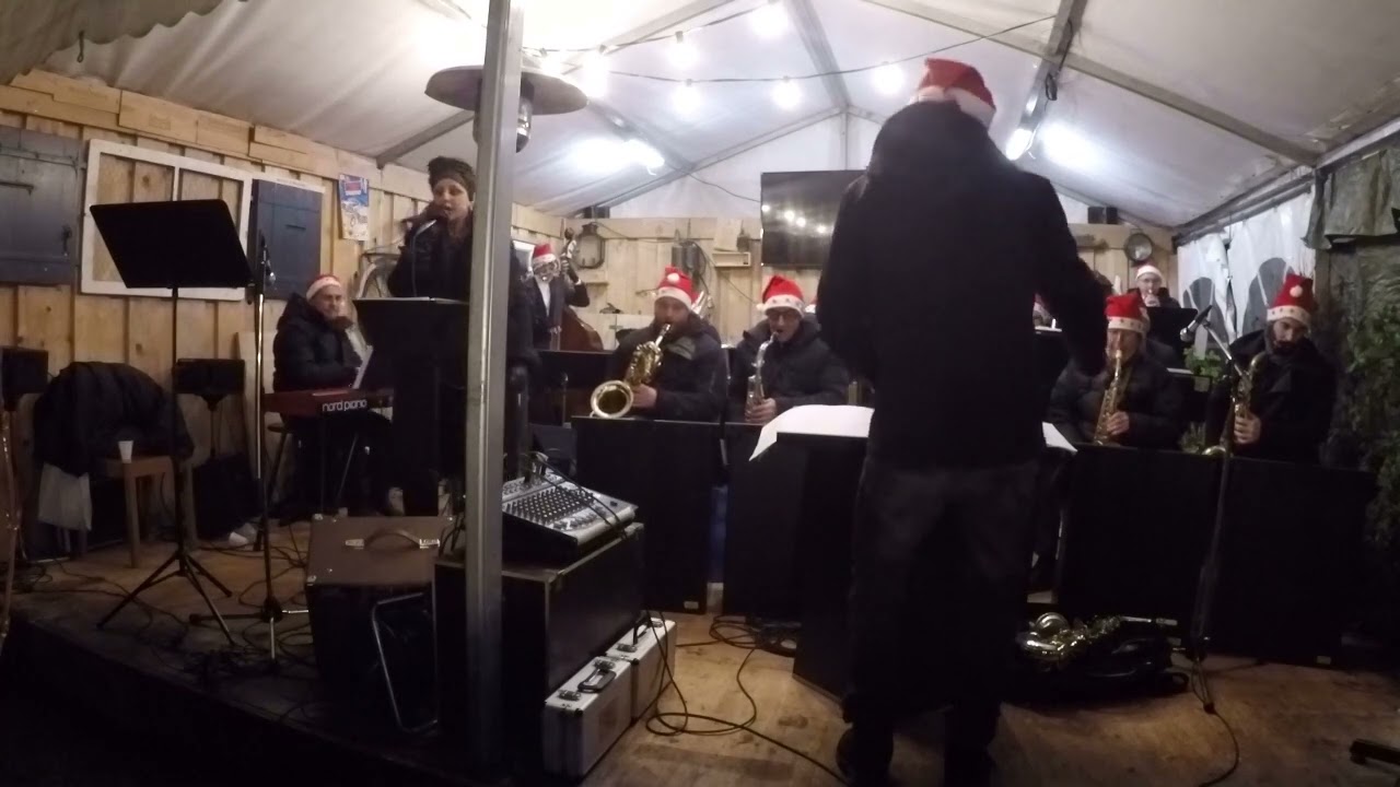 BBDR Big Band Christmas Songs Santa Claus Is Coming To Town BBDR Big Band Christmas Songs Santa Claus Is Coming To Town