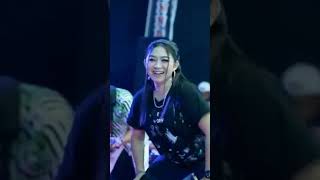 Download Lagu RATNA ANTIKA - GANG DOLLY MP3