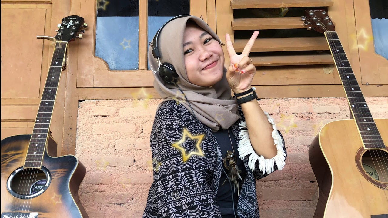 Ada Aku Disini - Dhyo Haw (cover by Black Moon Studio) - YouTube
