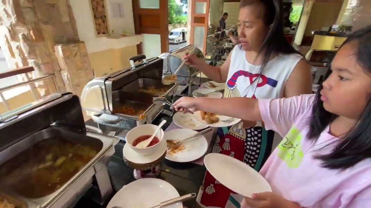 ข้าวหอม กับพี่มังกร พักโรงแรมเบลล่าวิลล่า คาบาน่า พัทยา นาเกลือ 