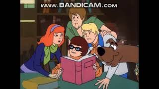 Scooby Doo! Where Are You? - Daphne Blake (Ep: What a Night for a Knight)