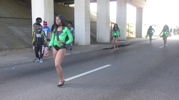 Lacey Boyd New Year's Day Parade | Full Video Of M...