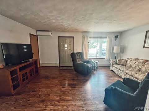 5785 Townline Road, Sanborn, NY home video tour