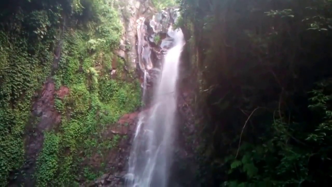 Les Waterfall, Tejakula - Buleleng Bali