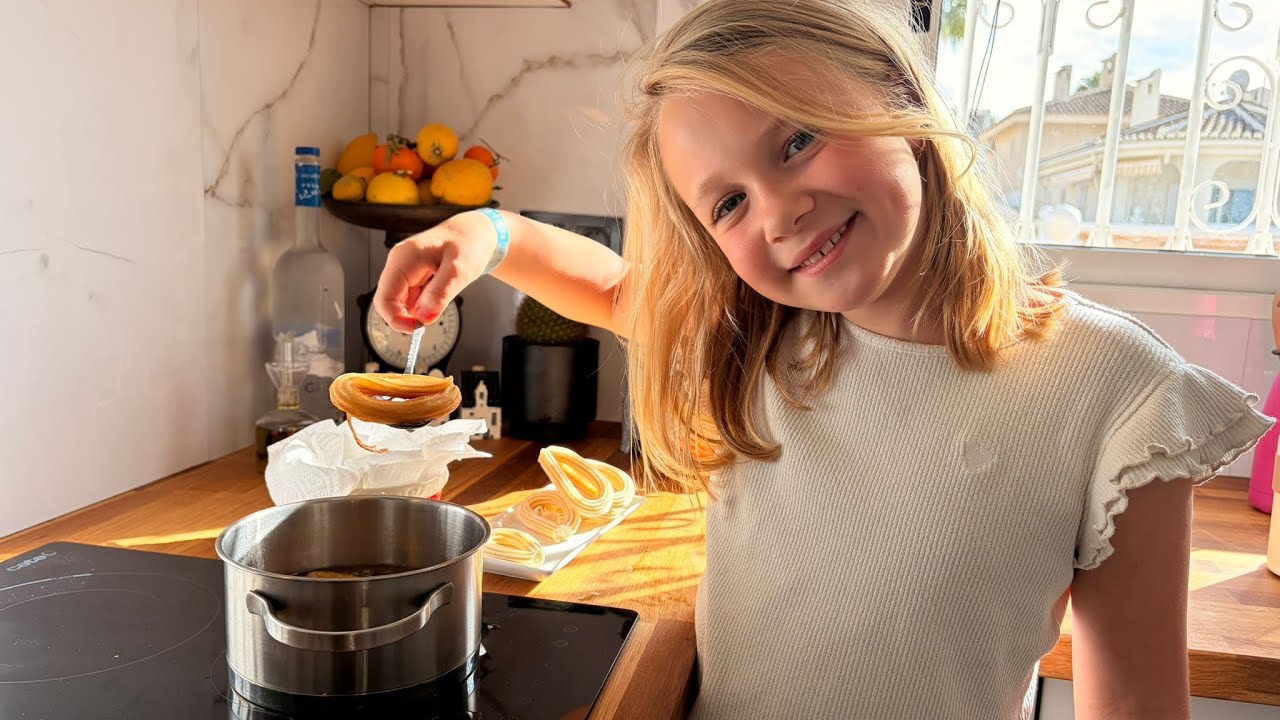 Churros maken in Spanje! Zo lekker!😋 🤤